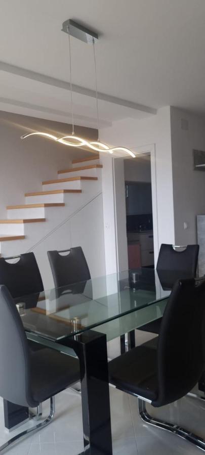Apartmani Lanterna Krk Town Extérieur photo