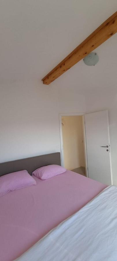 Apartmani Lanterna Krk Town Extérieur photo